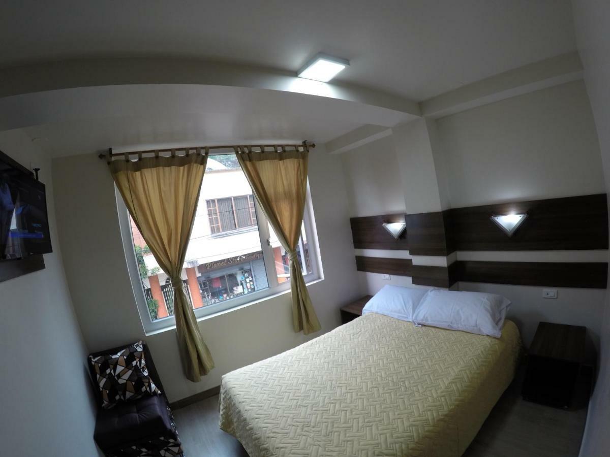 Hotel La Cumbre 바뇨스 외부 사진